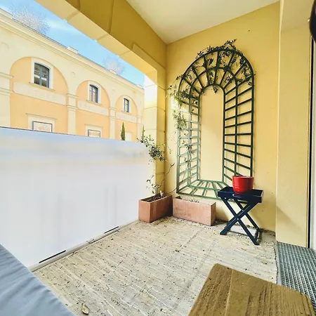 Charming 3br With Loggia Close To Paris *